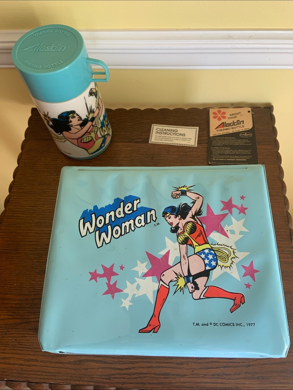 Wonder Woman 1977Retro Plastic Lunchbox with Thermo Bottle